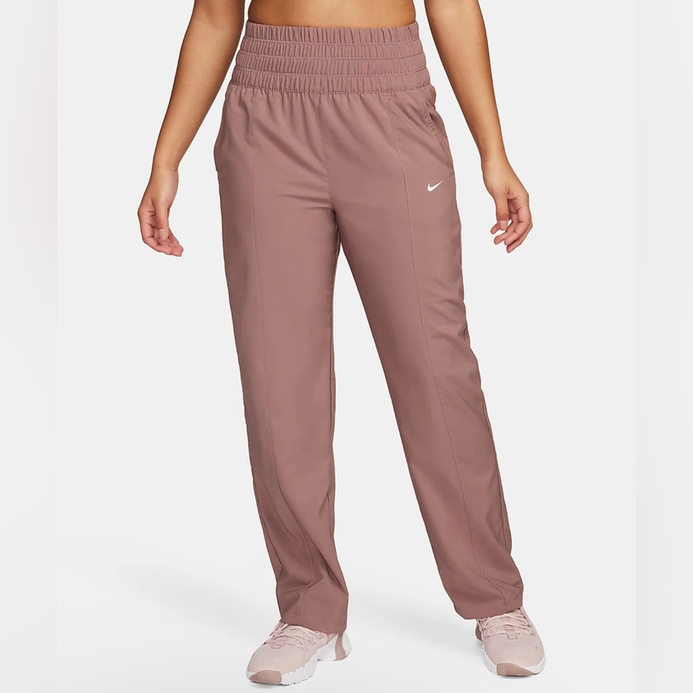 Nike Dri-FIT One
Women's Ultra High-Waisted Pants